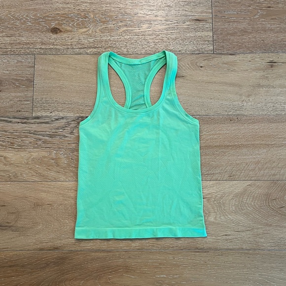Lululemon swiftly tank - Picture 1 of 3